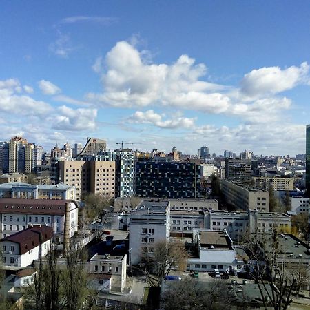 Perfect Apartments M Polytech, Ohmatdet, Parking Kyiv Exterior photo